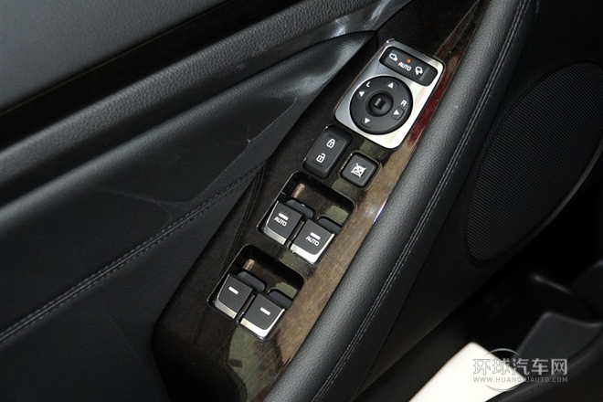 2013款 2.4L 商務(wù)天窗型 國(guó)IV