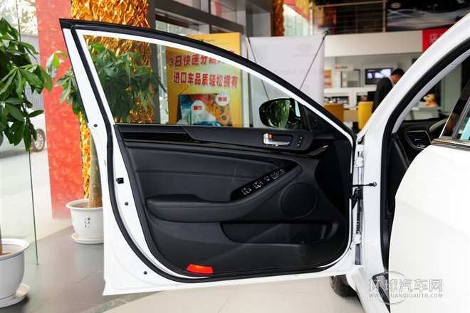 2013款 2.4L 商務(wù)型 國IV
