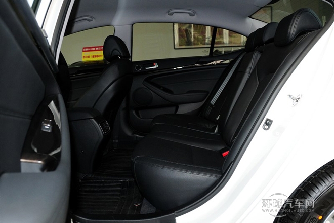 2013款 2.4L 商務(wù)型 國(guó)IV