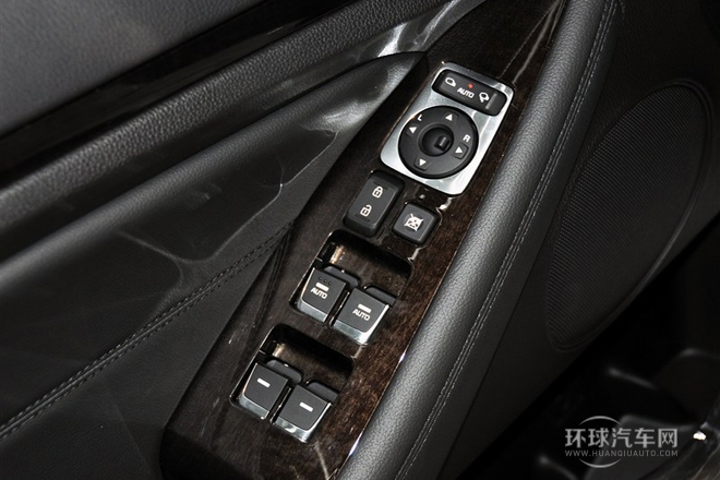 2013款 2.4L 商務(wù)型 國V