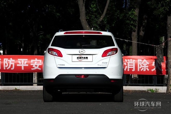 2012款 2.0L 手動兩驅(qū)豪華版