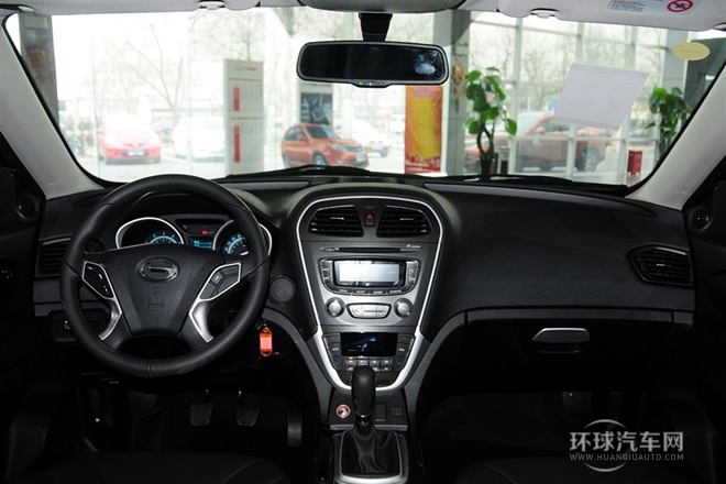 2012款 2.0L 手動兩驅(qū)周年限量版
