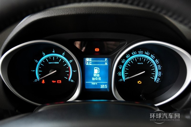 2013款 1.8T 手動兩驅(qū)精英版