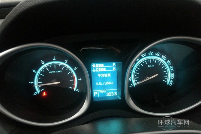 2013款 1.8T 自動(dòng)四驅(qū)五周年紀(jì)念版