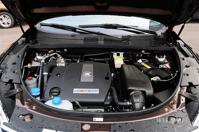 2013款 1.8T 自動(dòng)四驅(qū)尊貴版