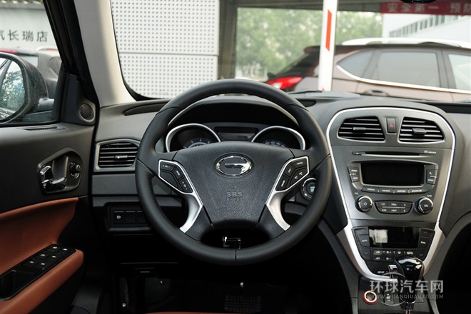 2013款 1.8T 自動(dòng)四驅(qū)尊貴版