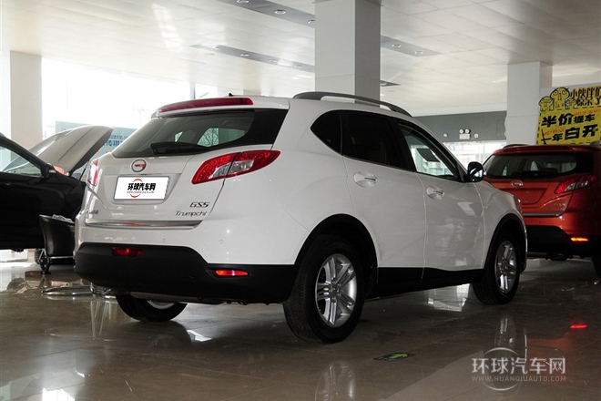 2013款 2.0L 自動(dòng)兩驅(qū)淺內(nèi)特別版