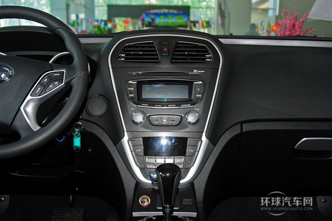 2014款 1.8T 自動(dòng)兩驅(qū)超享版