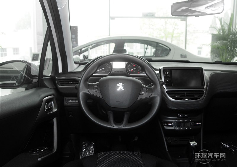 2014款 1.6L 自動(dòng)時(shí)尚版
