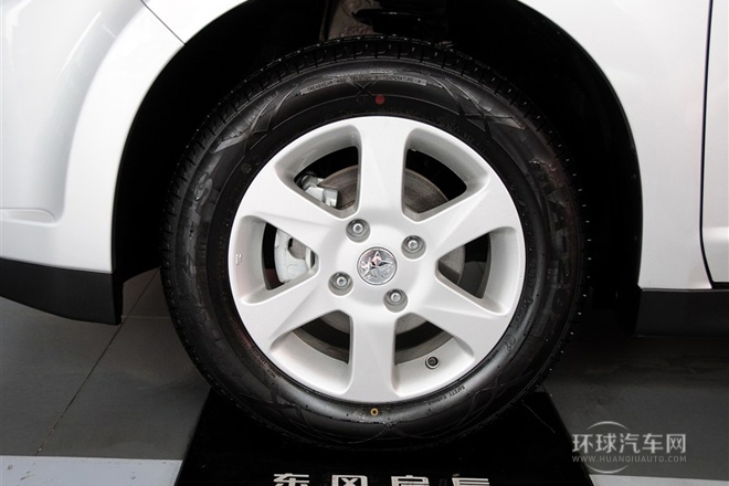 2013款 1.6L 自動(dòng)北斗導(dǎo)航版