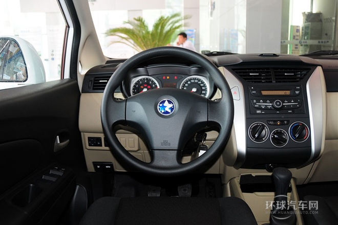2013款 1.6L 手動時尚版
