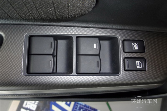 2013款 1.6L 自動(dòng)北斗導(dǎo)航版