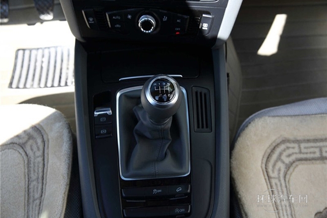 2013款 35 TFSI 標(biāo)準(zhǔn)型