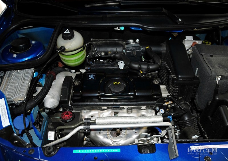 2013款 CROSS 1.4L 手動(dòng)馭樂型