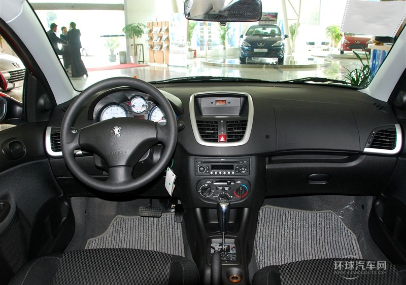 2011款 兩廂 1.6L 自動(dòng)馭樂(lè)版