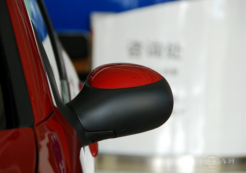 2011款 兩廂 1.6L 自動(dòng)馭樂(lè)版