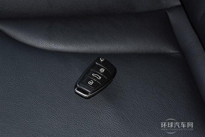 2013款 35 TFSI 舒適型