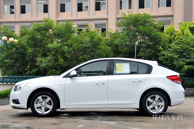 2013款 掀背 1.6L 自動(dòng)豪華型