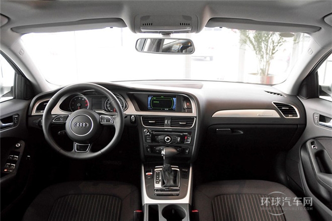 2013款 40 TFSI quattro個(gè)性運(yùn)動(dòng)型