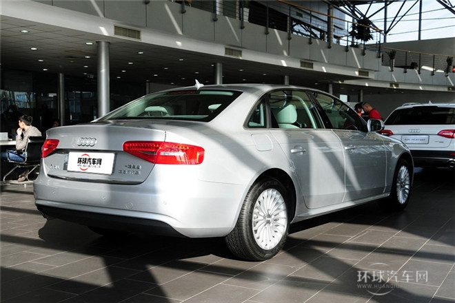 2013款 35 TFSI 自動(dòng)豪華型