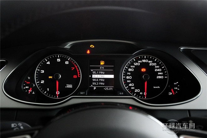 2013款 35 TFSI 自動(dòng)舒適型