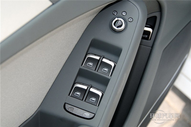 2013款 35 TFSI 自動(dòng)標(biāo)準(zhǔn)型