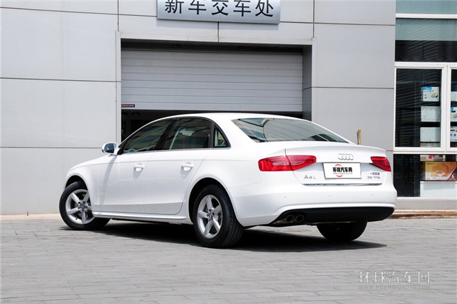 2013款 35 TFSI 自動標準型