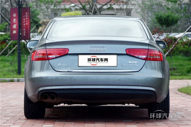2013款 30 TFSI 自動(dòng)舒適型