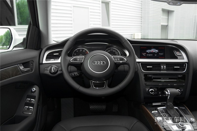 2015款 35 TFSI 自動(dòng)技術(shù)型