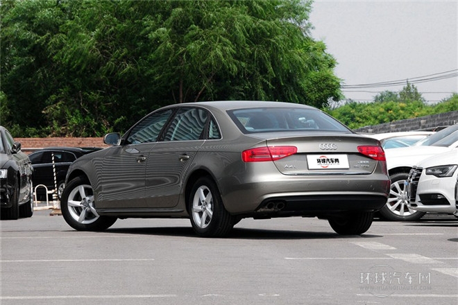 2015款 30 TFSI 自動(dòng)舒適型