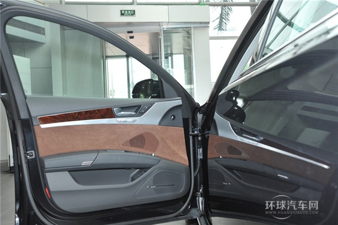 2013款 A8L 55 TFSI quattro專享型