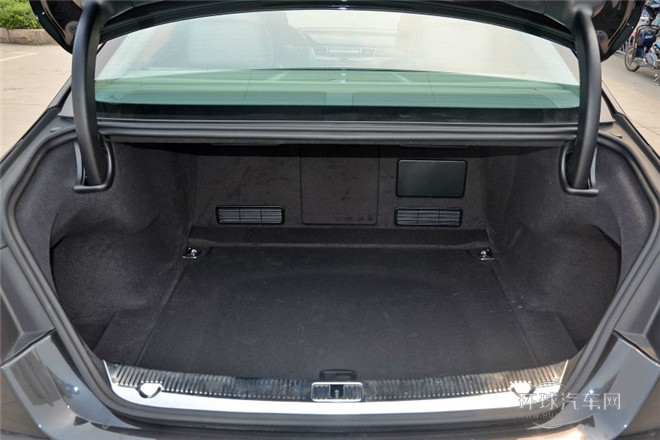 2013款 A8L 55 TFSI quattro專享型