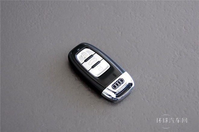 2013款 A8L 50 TFSI quattro豪華型