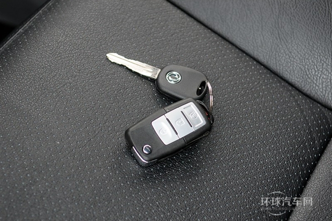 2014款 1.5L 手動(dòng)舒適型