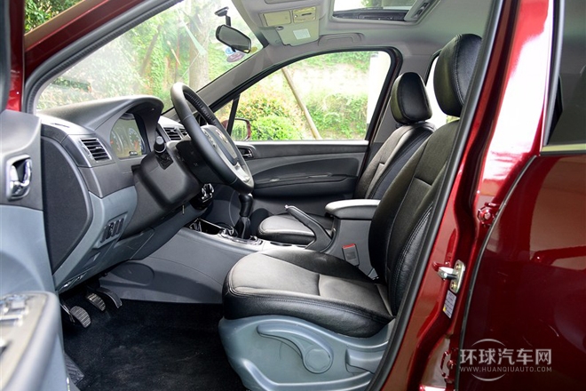 2014款 1.5L 手動(dòng)舒適型