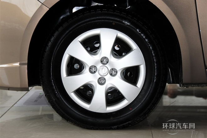 2014款 XL 1.5L 手動(dòng)舒適型 國(guó)V