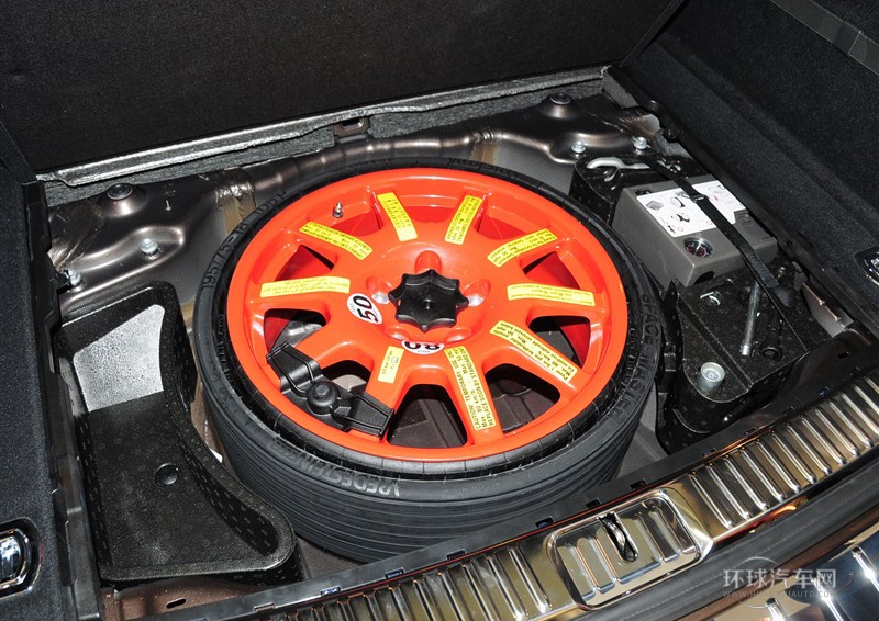 2011款 3.0TSI V6 標(biāo)配型