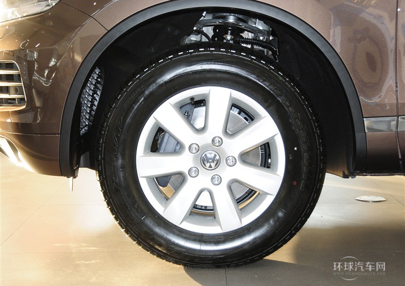 2011款 3.0TSI V6 標(biāo)配型