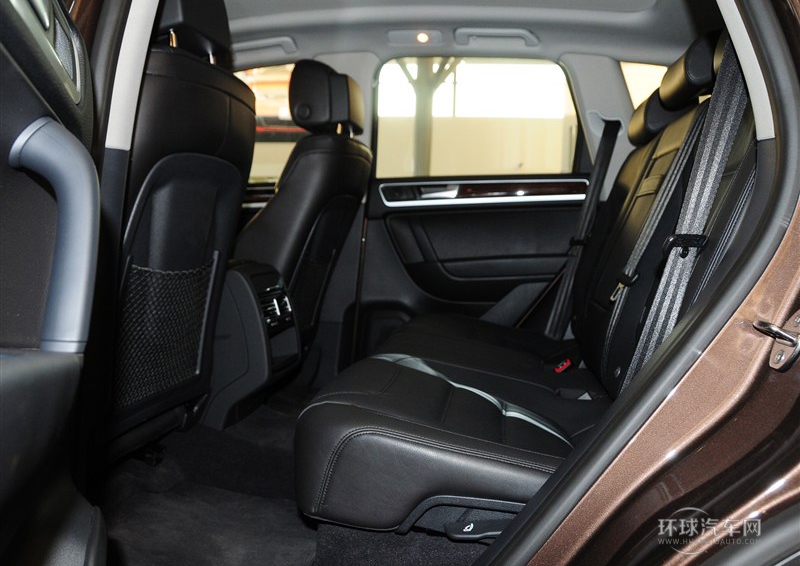 2011款 3.0TSI V6 標(biāo)配型