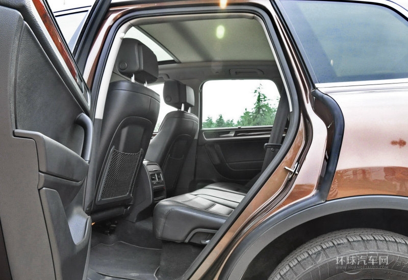 2013款 3.6L V6 越野增強(qiáng)高配型
