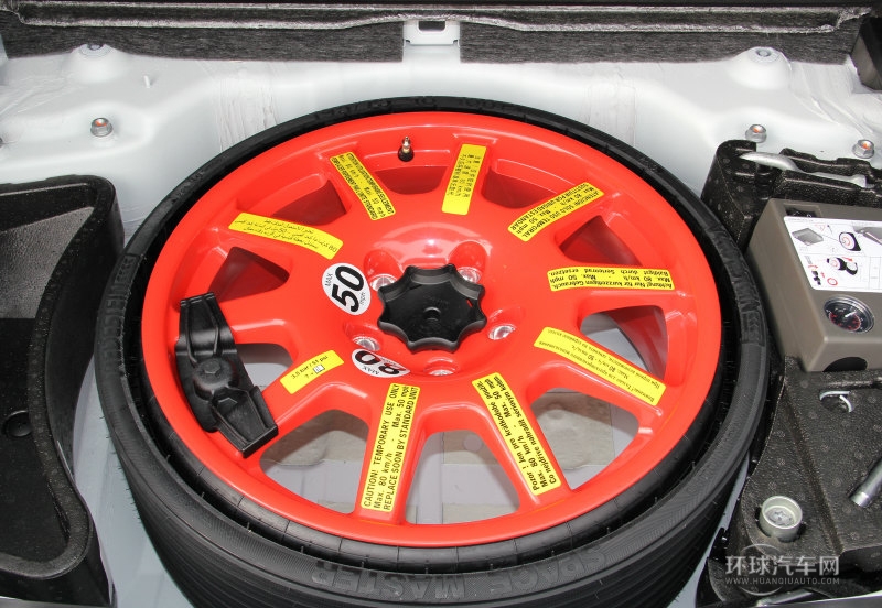 2013款 3.6L V6 越野增強(qiáng)豪華型