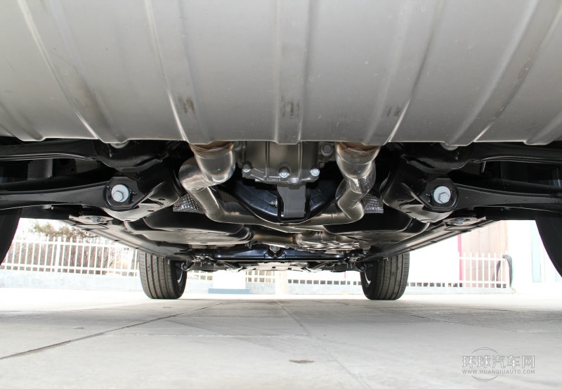 2013款 3.6L V6 越野增強(qiáng)豪華型