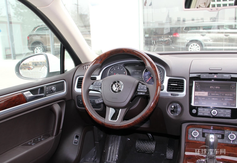 2013款 3.6L V6 越野增強豪華型