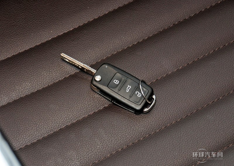 2013款 2.0TSI 標(biāo)配型 歐V
