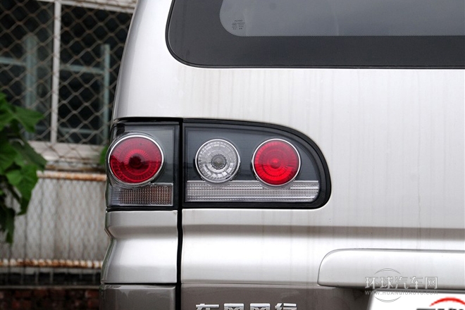 2014款 M5 Q7 2.0L 7座長(zhǎng)軸舒適型