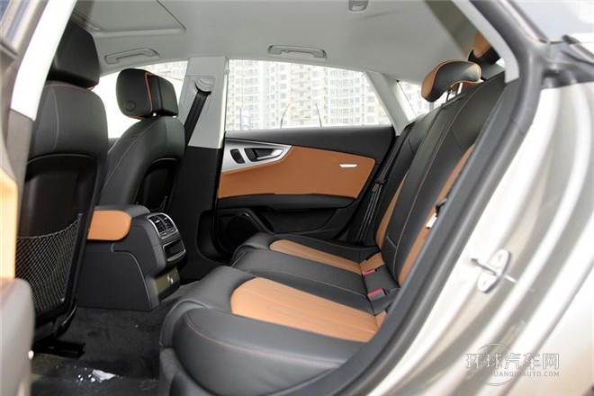 2014款 35 FSI quattro 技術(shù)型