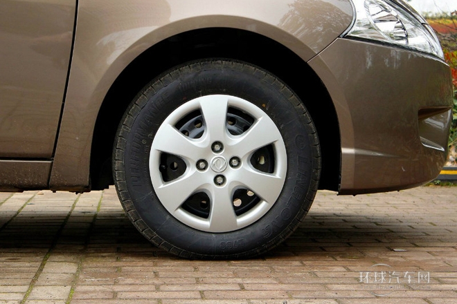 2014款 XL 1.5L 手動(dòng)舒適型 國(guó)IV