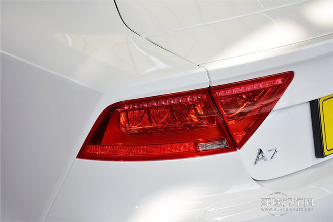 2014款 30 FSI 進(jìn)取型