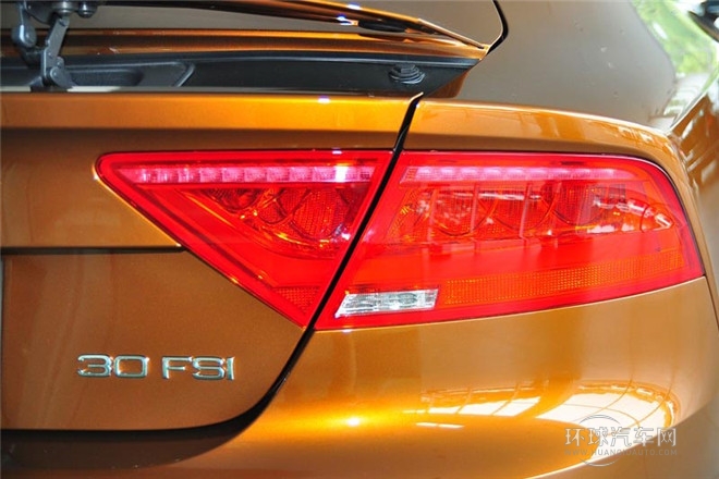 2014款 30 FSI 時(shí)尚型