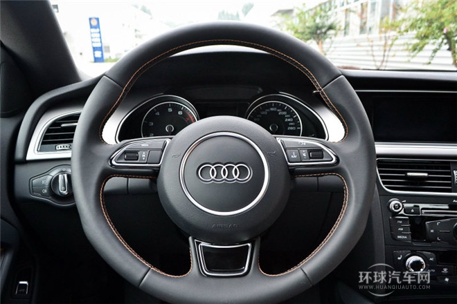 2013款 Coupe 40 TFSI風(fēng)尚版